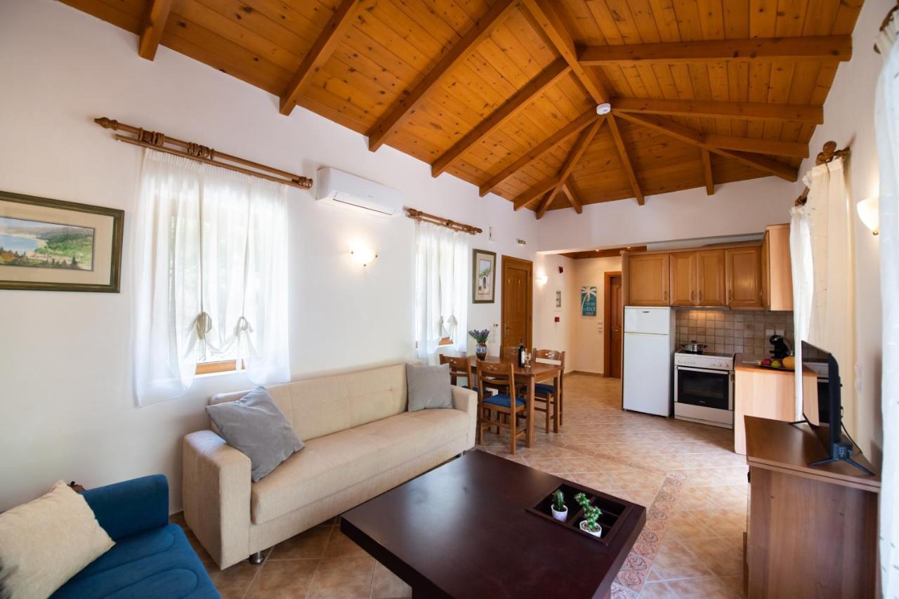 Delphinus Villa Nefeli Áyios Nikítas Exterior foto