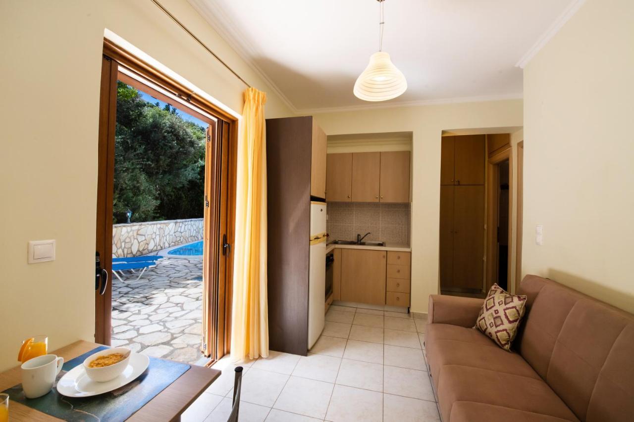 Delphinus Villa Nefeli Áyios Nikítas Exterior foto